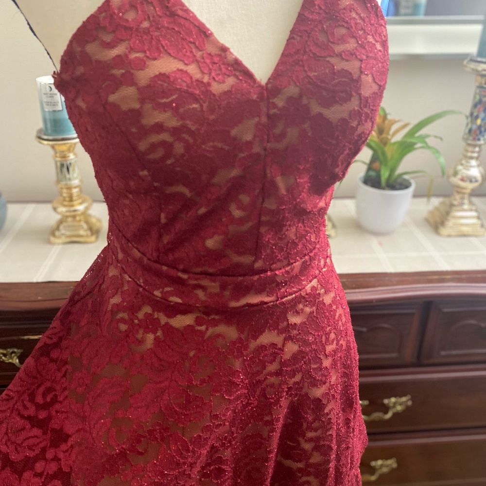 💕❤️NWOT Sexy Le chateau Lace Red dress💕☀️ - Picture 6 of 8